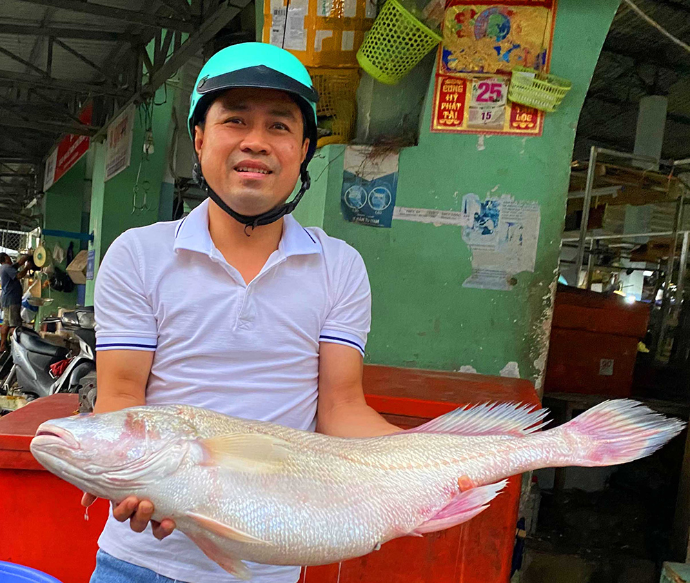 Mùa mưa, ra chợ thấy bán toàn cá đồng mang bụng trứng, lại lo nhiều loài cá sẽ biến mất - Ảnh 3.