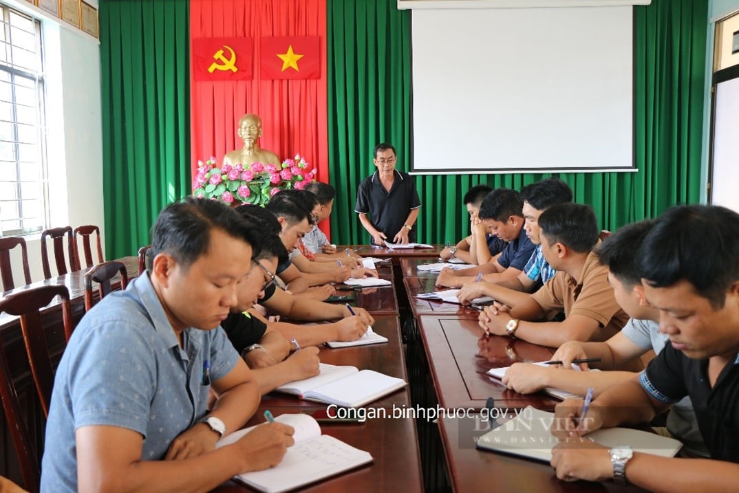 Bình Phước đánh sập 2 đường dây ma túy trong một ngày, thu giữ 13kg ma túy- Ảnh 5.