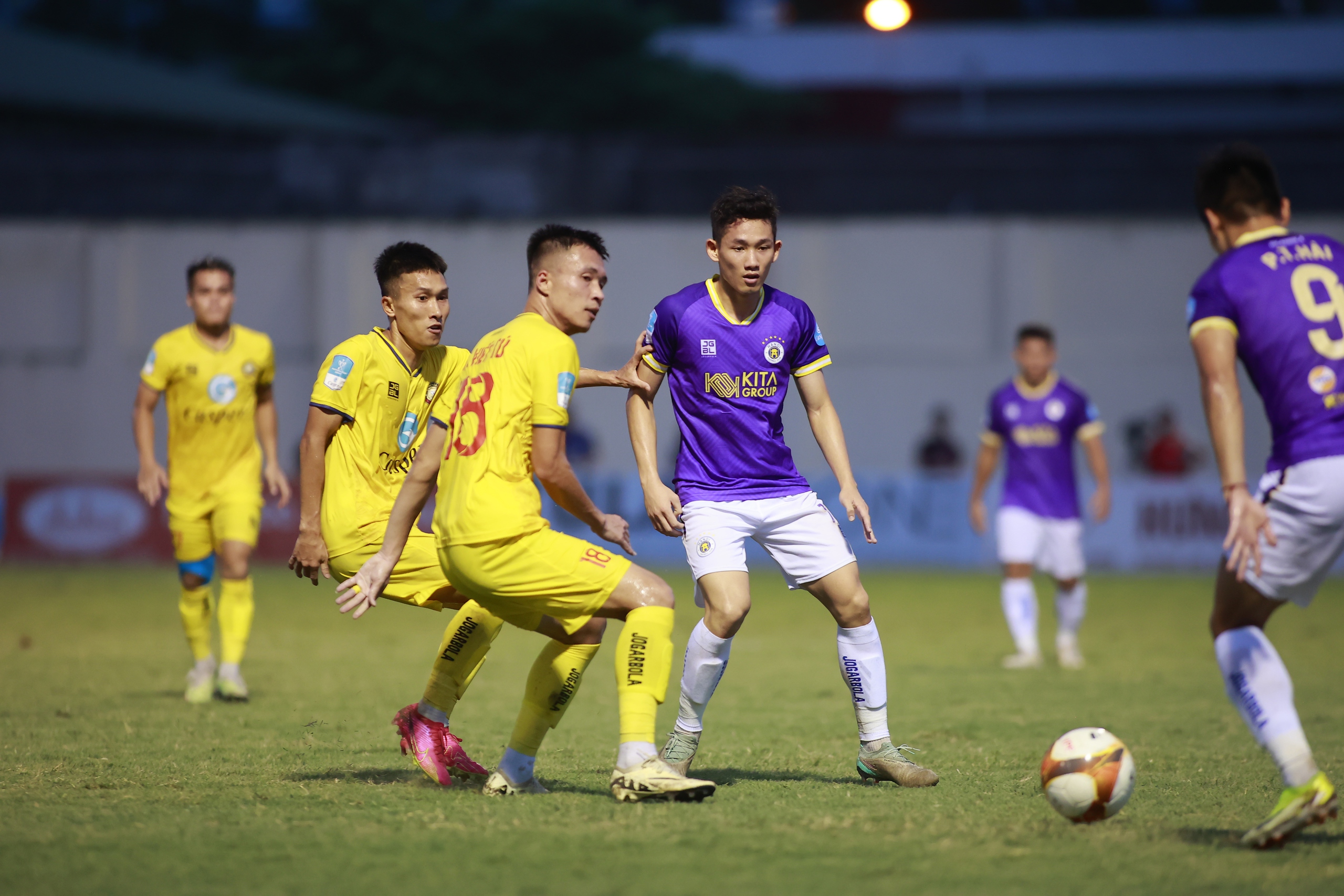 Văn Quyết trượt pen, Hà Nội FC mất cúp vào tay Đông Á Thanh Hóa- Ảnh 10.
