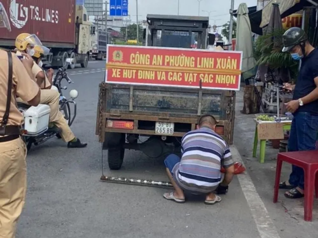 Cố tình rải đinh gây tai nạn giao thông chết người có thể bị phạt tới 10 năm tù?- Ảnh 3.
