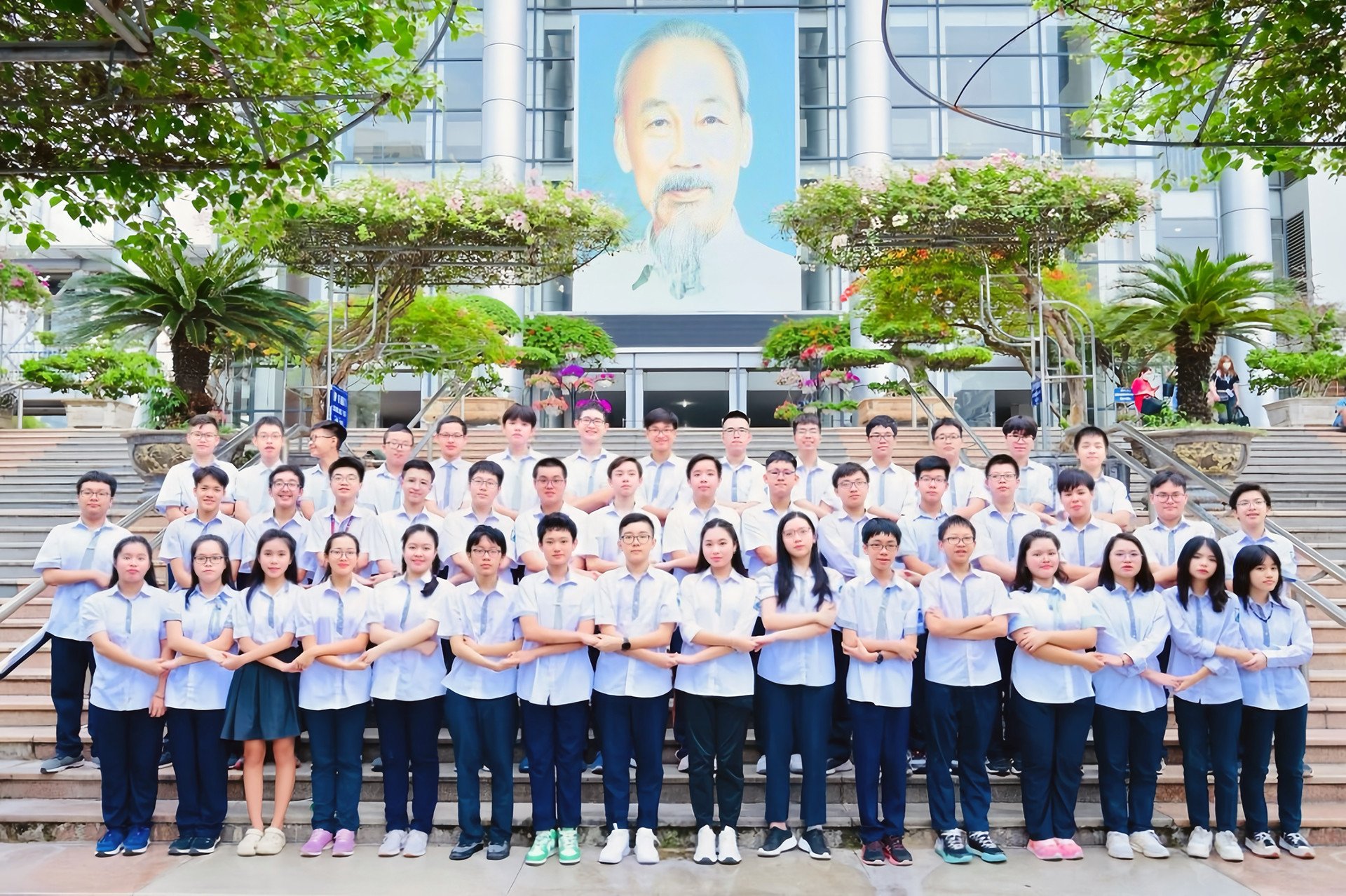 Lớp có 4 thủ khoa, gần 100% đỗ vào lớp 10 chuyên Hà Nội: Bí quyết của thầy chủ nhiệm- Ảnh 1.