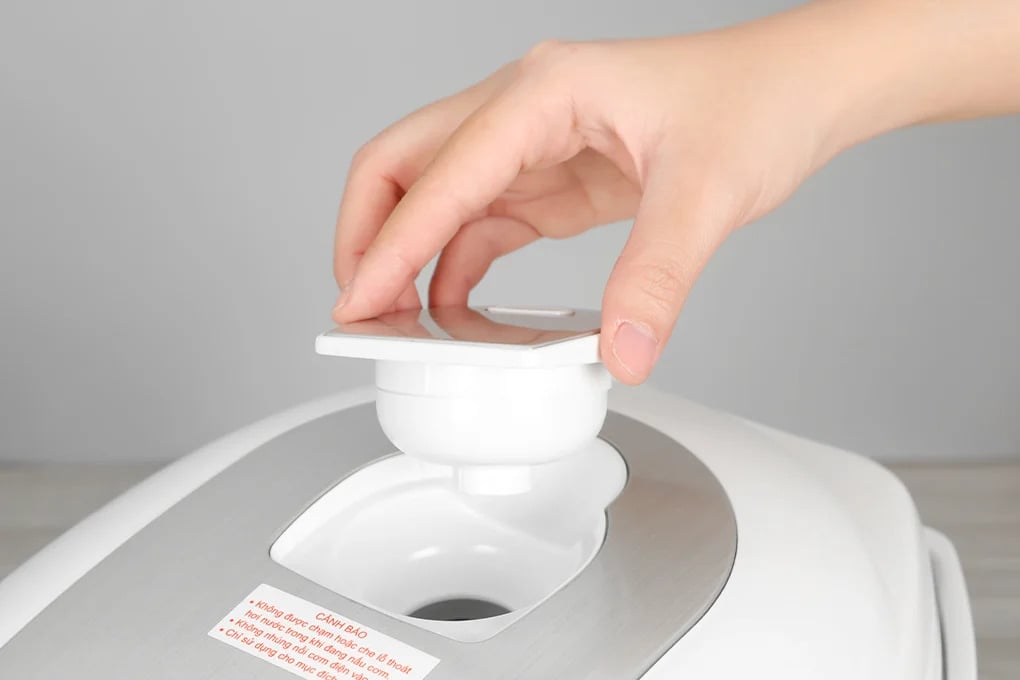 4 vị trí bẩn trong nồi cơm điện nhiều người thường bỏ qua- Ảnh 1.