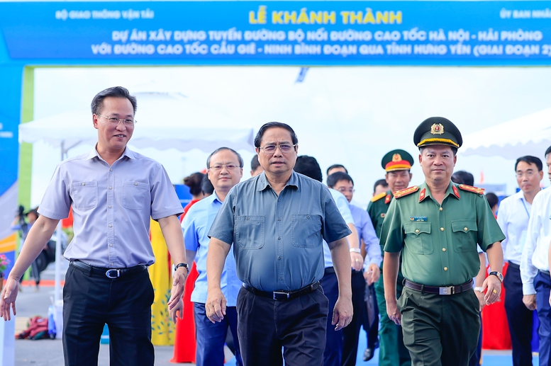 Đường nối 2 cao tốc Hà Nội -Hải Phòng với Cầu Giẽ -Ninh Bình được khánh thành có gì đặc biệt?- Ảnh 1.