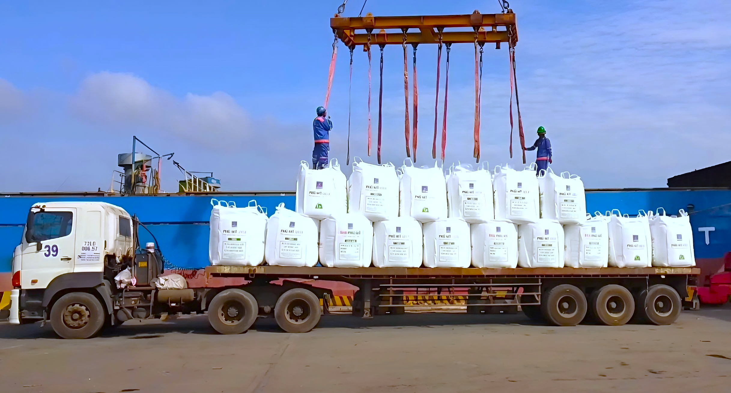 PVFCCo tăng trưởng ấn tượng trong tiêu thụ và mở rộng thị trường trong 6 tháng đầu năm 2024- Ảnh 1.