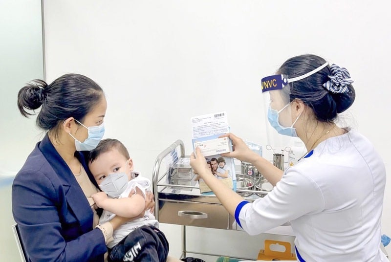 Sốt xuất huyết, sởi, tay chân miệng... gia tăng, Bộ Y tế cảnh báo nóng- Ảnh 1.