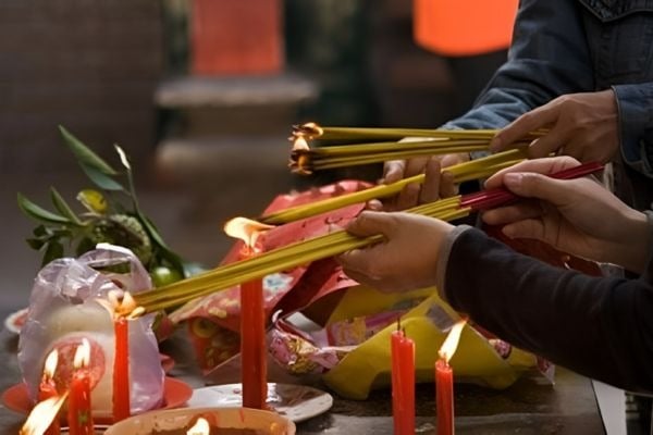 6 việc cần làm ngay đầu tháng 7 Âm lịch giúp bình an, rước lộc, phúc khí vào nhà - Ảnh 2.