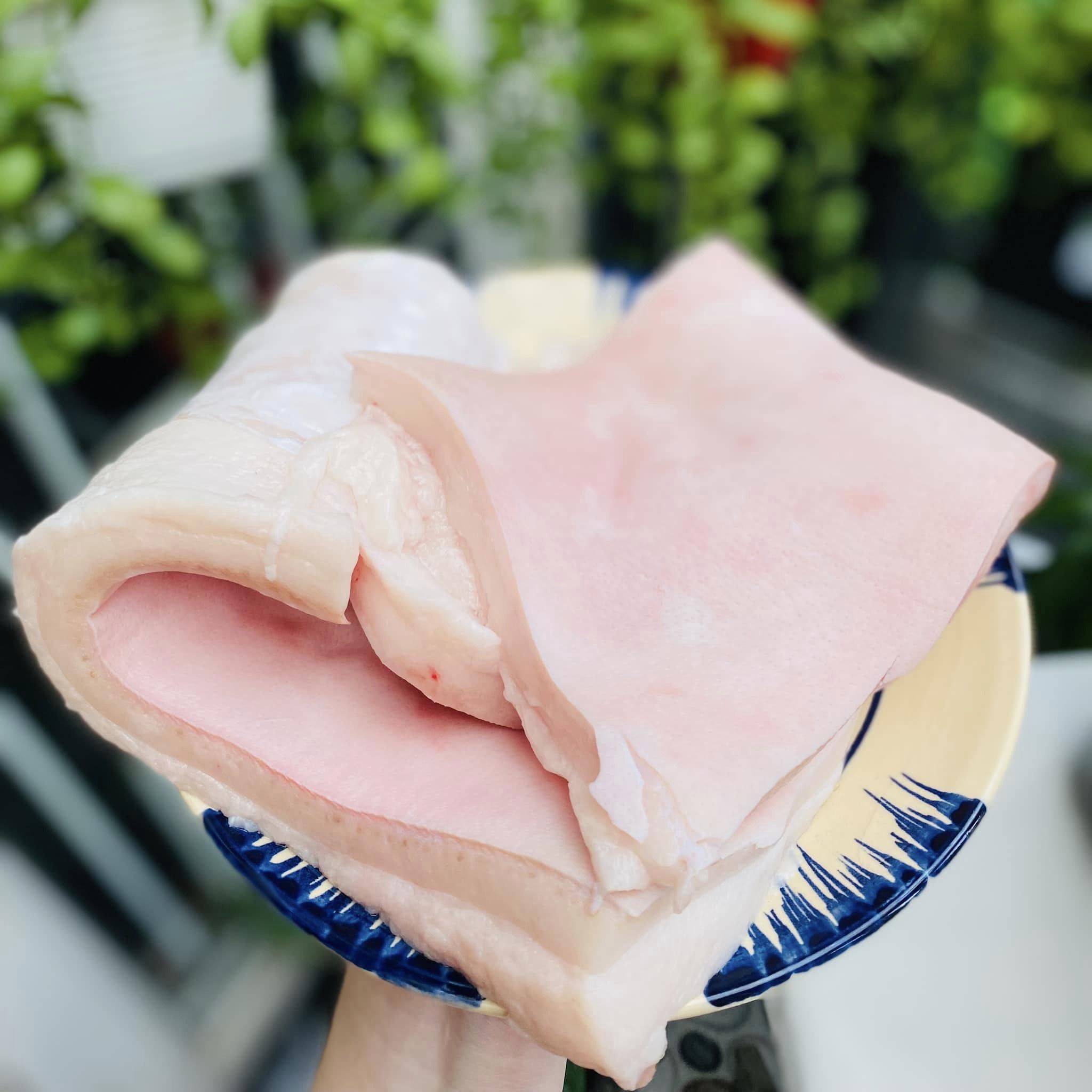 Mách bạn cách làm món tóp mỡ mắm hành bằng nồi chiên không dầu, không lo bị bắn dầu mà mỡ giòn tan - Ảnh 2.