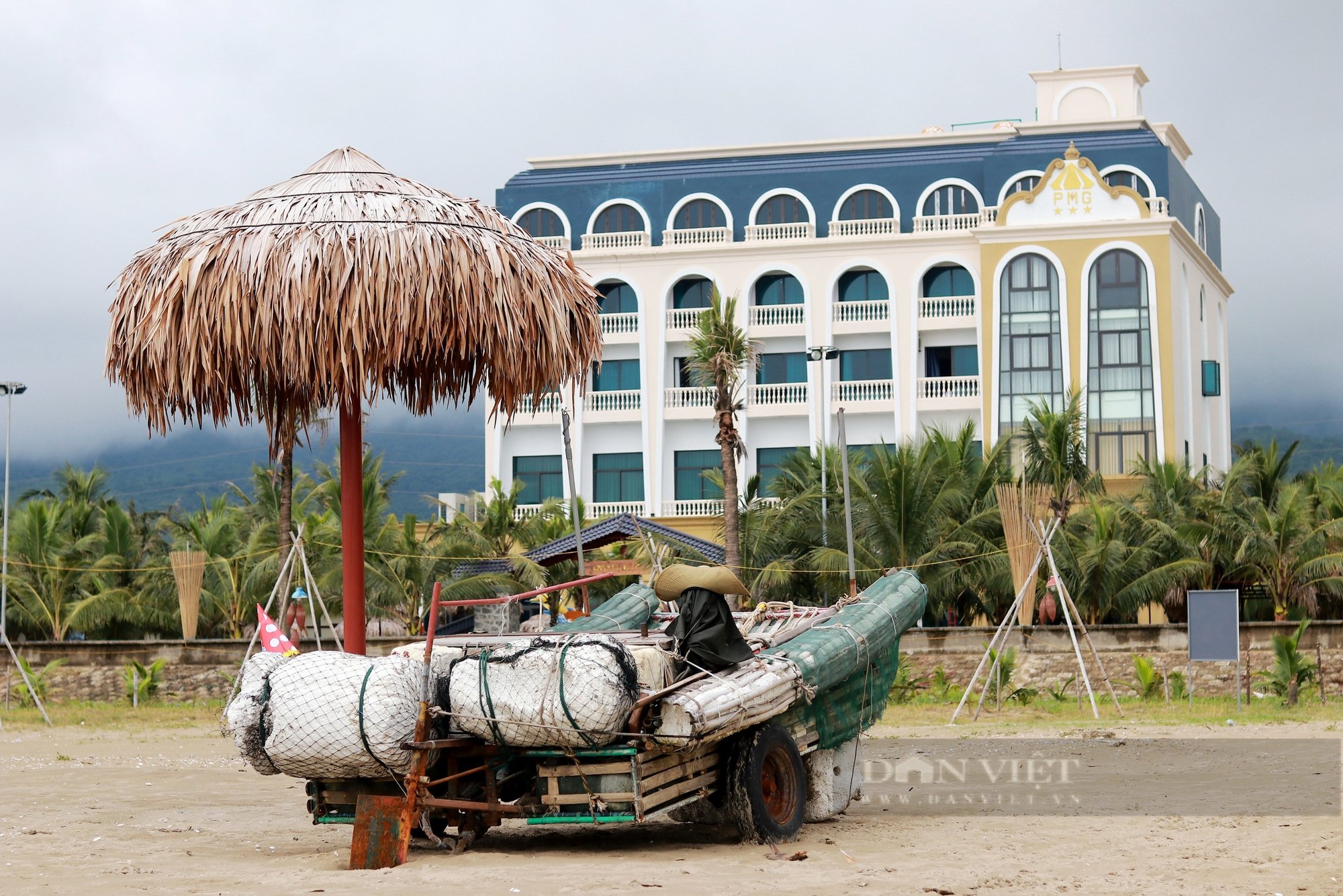 Ngỡ ngàng "làng tỷ phú" ở Hà Tĩnh có hàng trăm nhà cao tầng nằm san sát nhau- Ảnh 4.