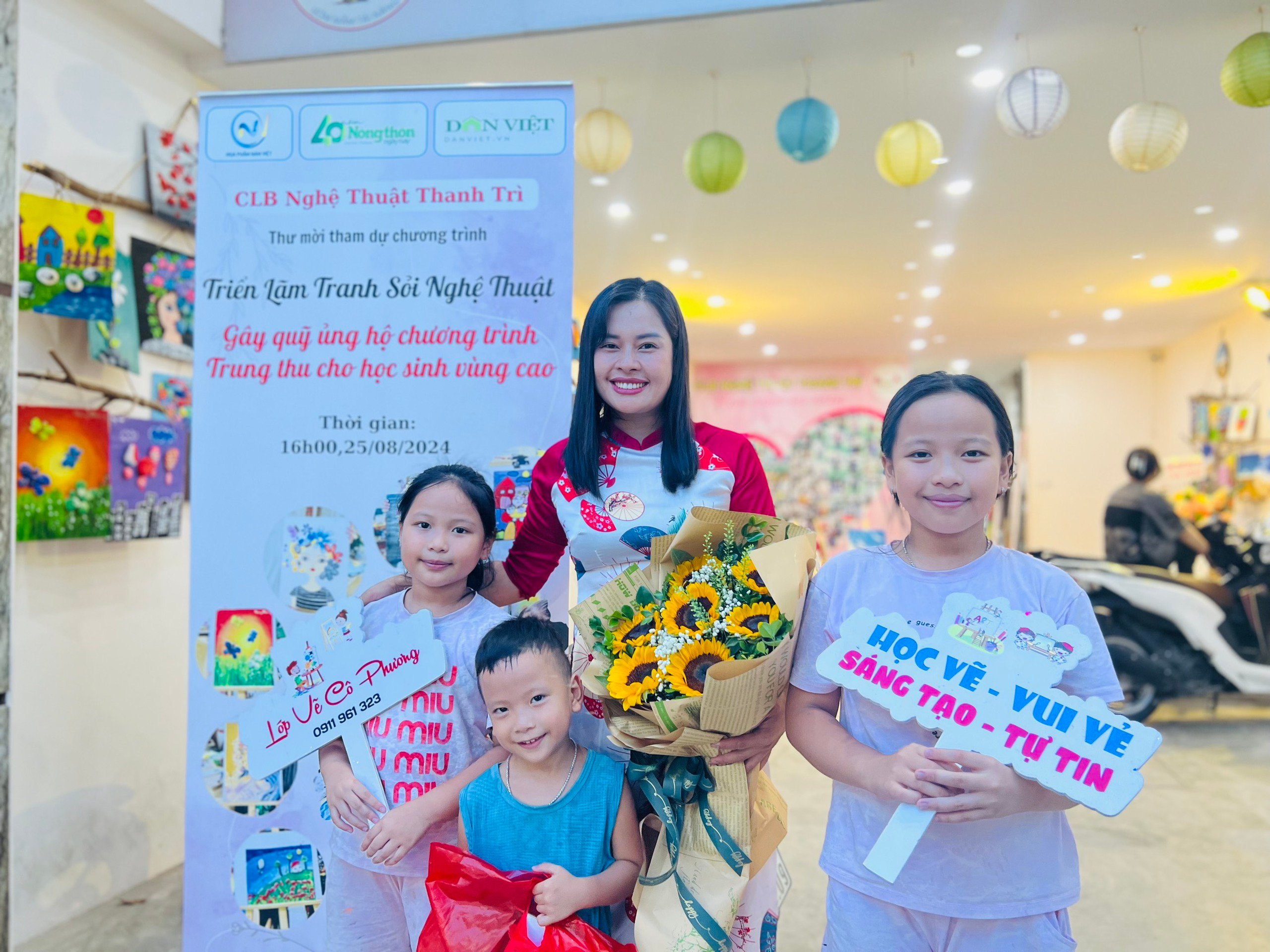 CLB Nghệ thuật Thanh Trì tổ chức triển lãm gây quỹ ủng hộ Chương trình Trăng Đại Ngàn 2024- Ảnh 12.