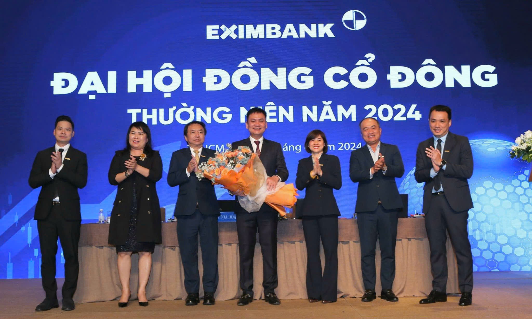 Thao túng ngân hàng, bài học từ SCB - Ảnh 1.