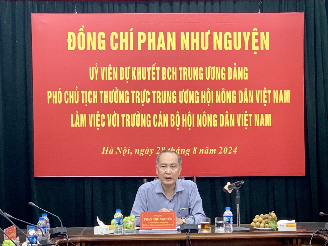 Phó Chủ tịch Thường trực Trung ương Hội Nông dân Việt Nam Phan Như Nguyện làm việc với Trường Cán bộ Hội NDVN - Ảnh 5.