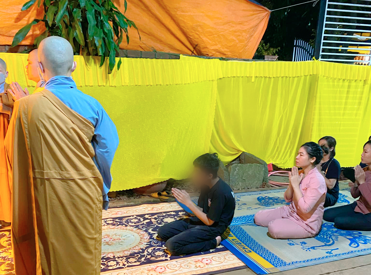 Tài xế xe bán tải gây tai nạn khiến 3 người tử vong: Đối diện khung hình phạt và bồi thường ra sao?- Ảnh 2.