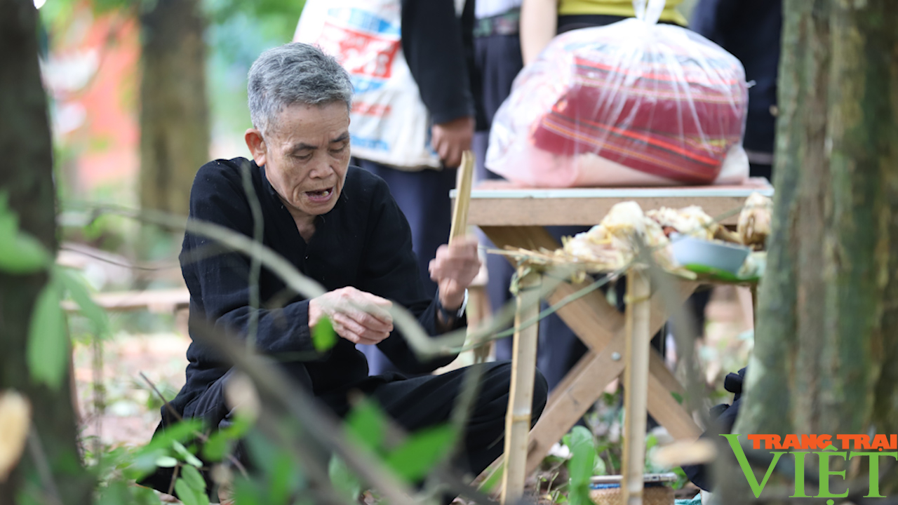 Về Yên Châu say tiếng khèn, điều hát, điệu xòe Thái- Ảnh 4.