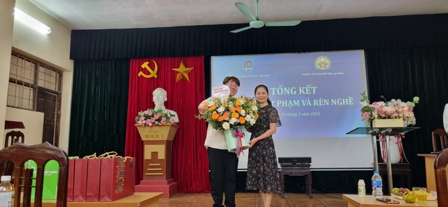 Bí quyết thành công của chàng Thủ khoa kép Sư phạm Ngữ văn Nguyễn Vũ Linh- Ảnh 4.