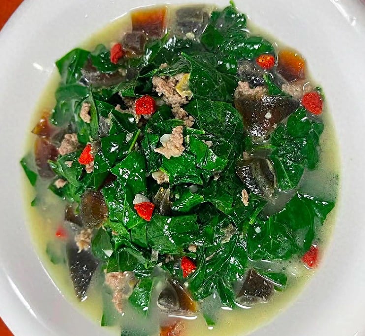 Loại rau bổ dưỡng ít người biết, siêu canxi, ăn nhiều giúp xương chắc khỏe, nấu canh rất thơm- Ảnh 1.