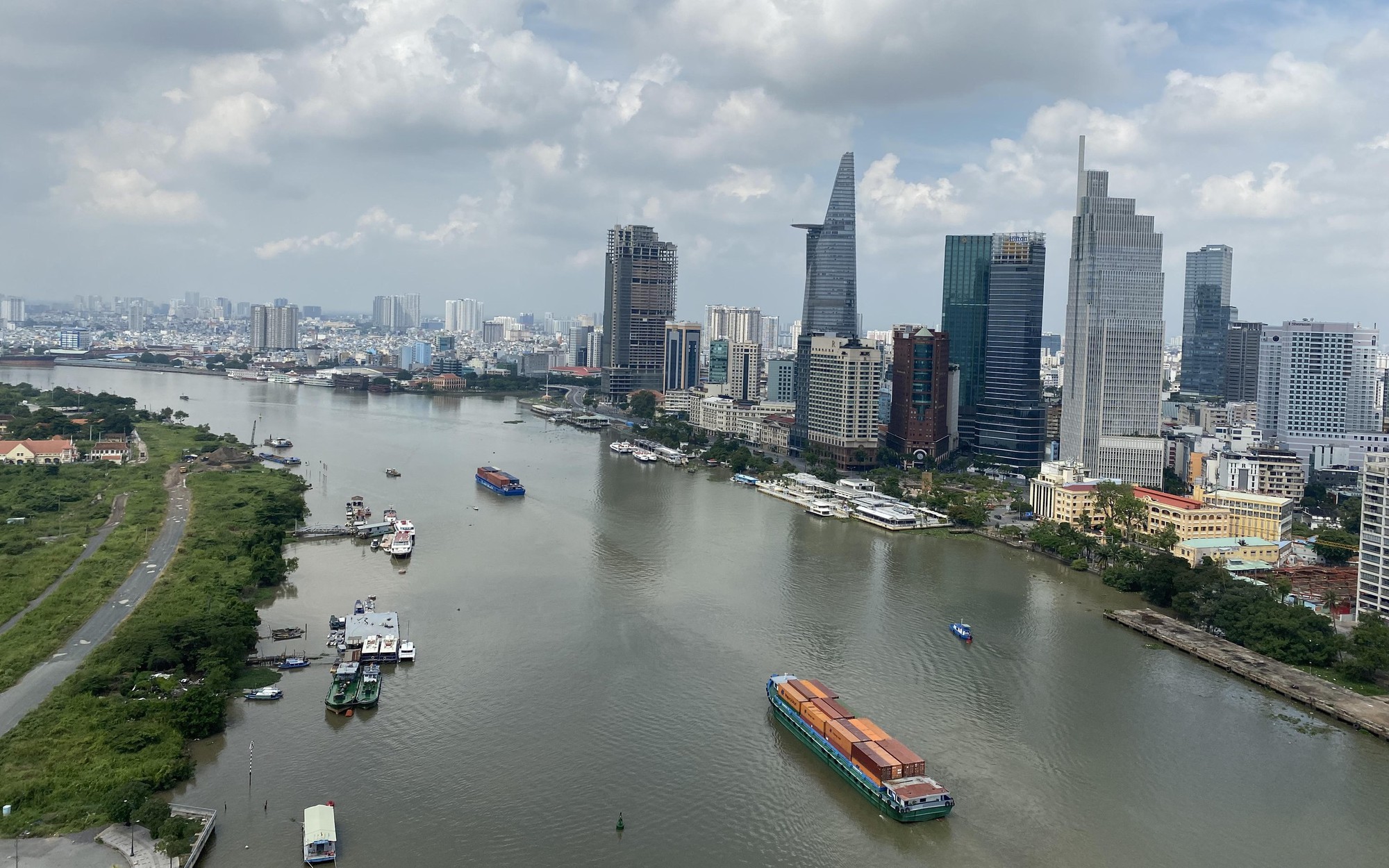 TP.HCM sẽ trở thành trung tâm dịch vụ lớn của châu Á - Ảnh 2.