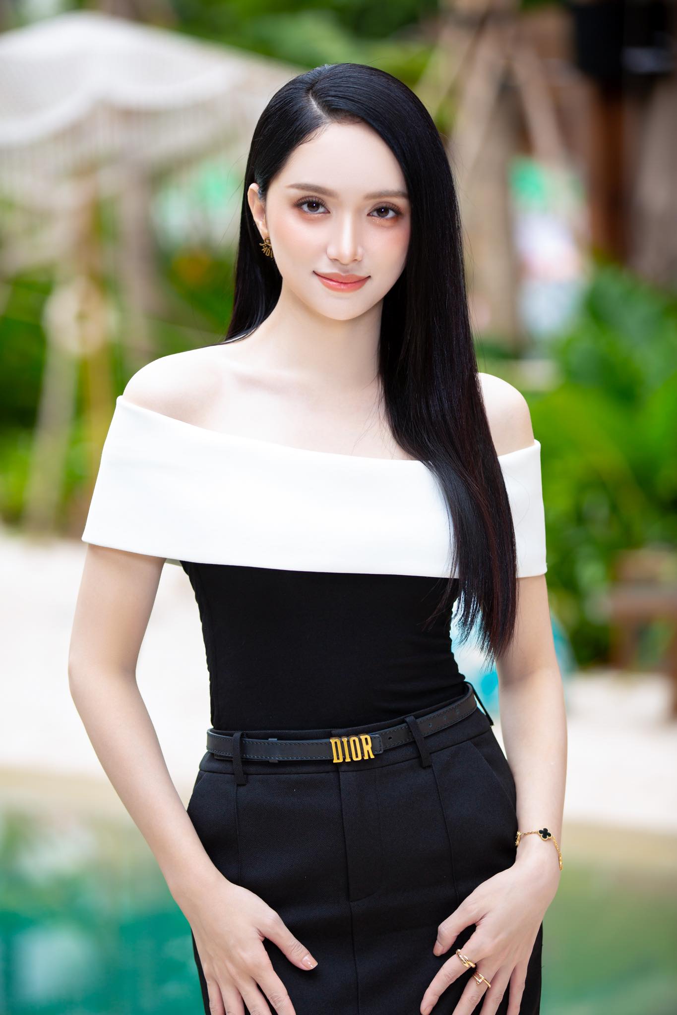 Hoa hậu Hương Giang hé lộ mối quan hệ thân thiết với Hồ Ngọc Hà, đập tan tin đồn "cạch mặt" - Ảnh 2.