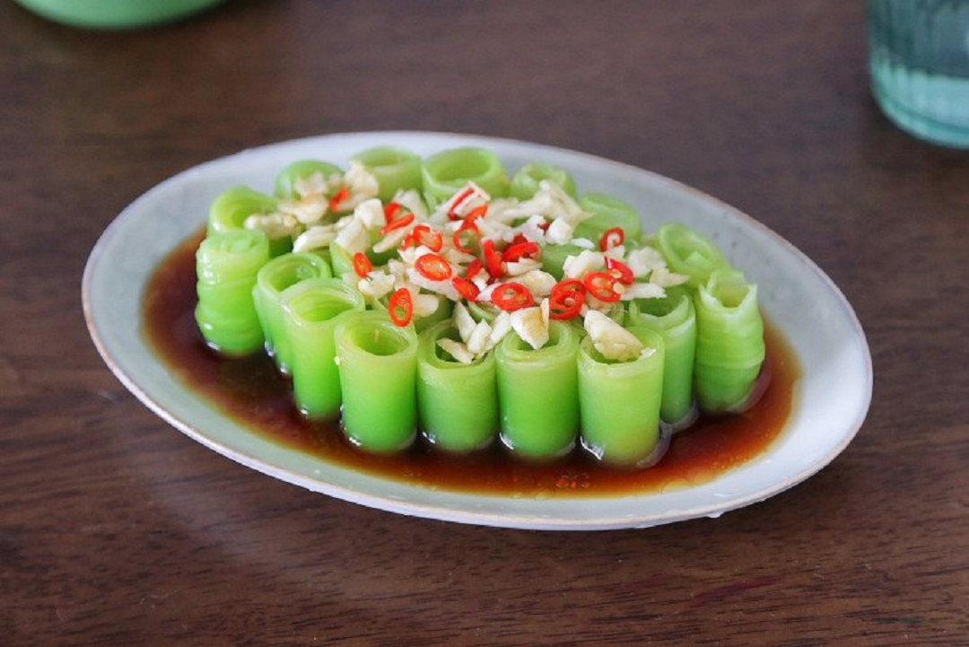 Loại "rau nhà nghèo" đem phơi khô thành đặc sản thơm mùi lúa mới dân phố thích mê - Ảnh 3.