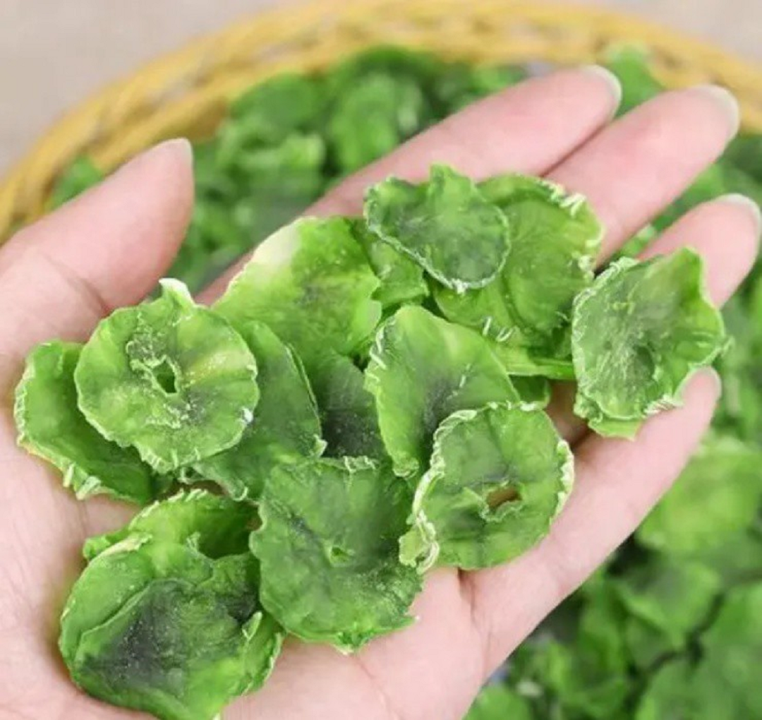 Loại "rau nhà nghèo" đem phơi khô thành đặc sản thơm mùi lúa mới dân phố thích mê - Ảnh 2.