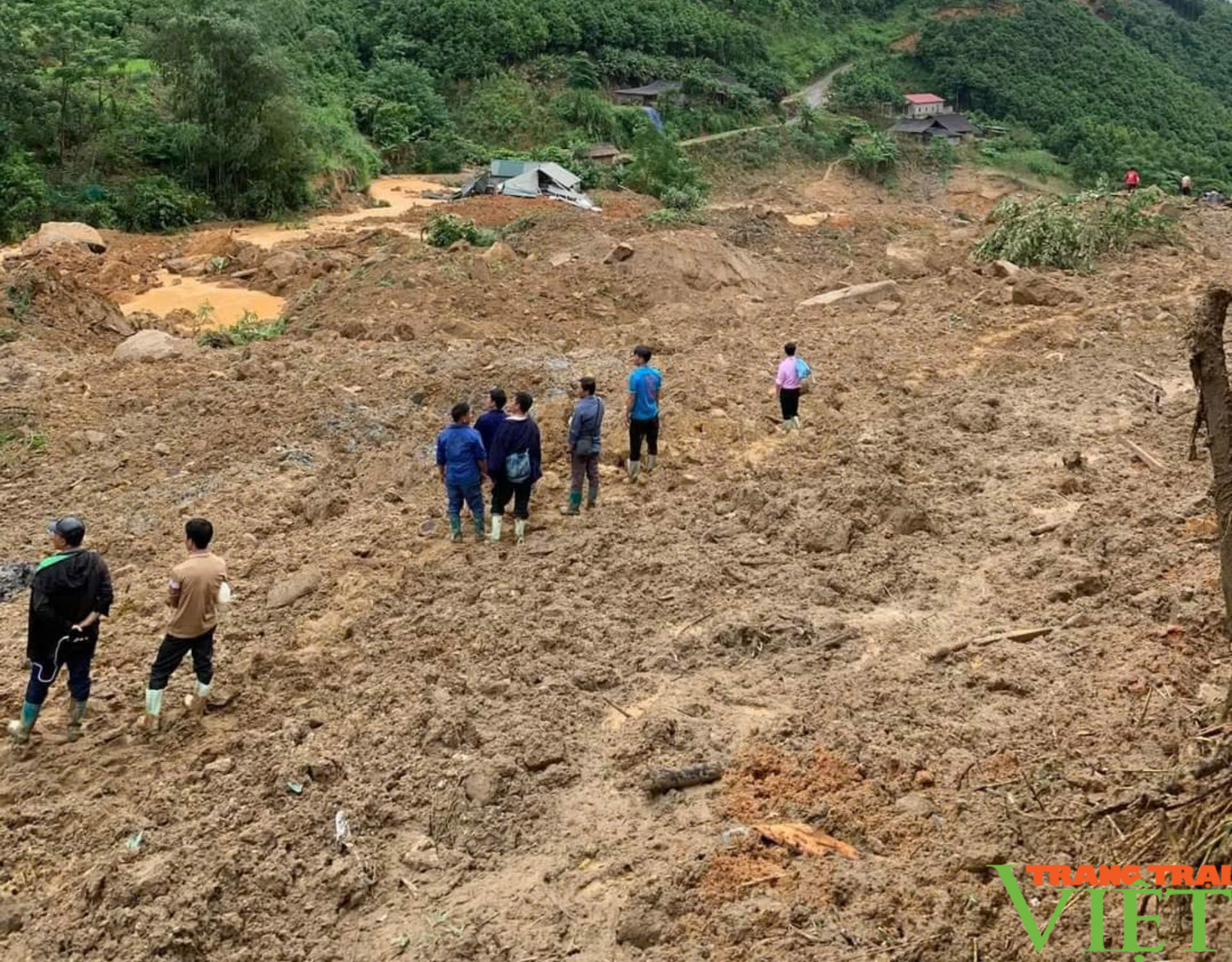 Sạt lở kinh hoàng ở Bảo Yên (Lào Cai) đã tìm thấy 15 thi thể  - Ảnh 2.