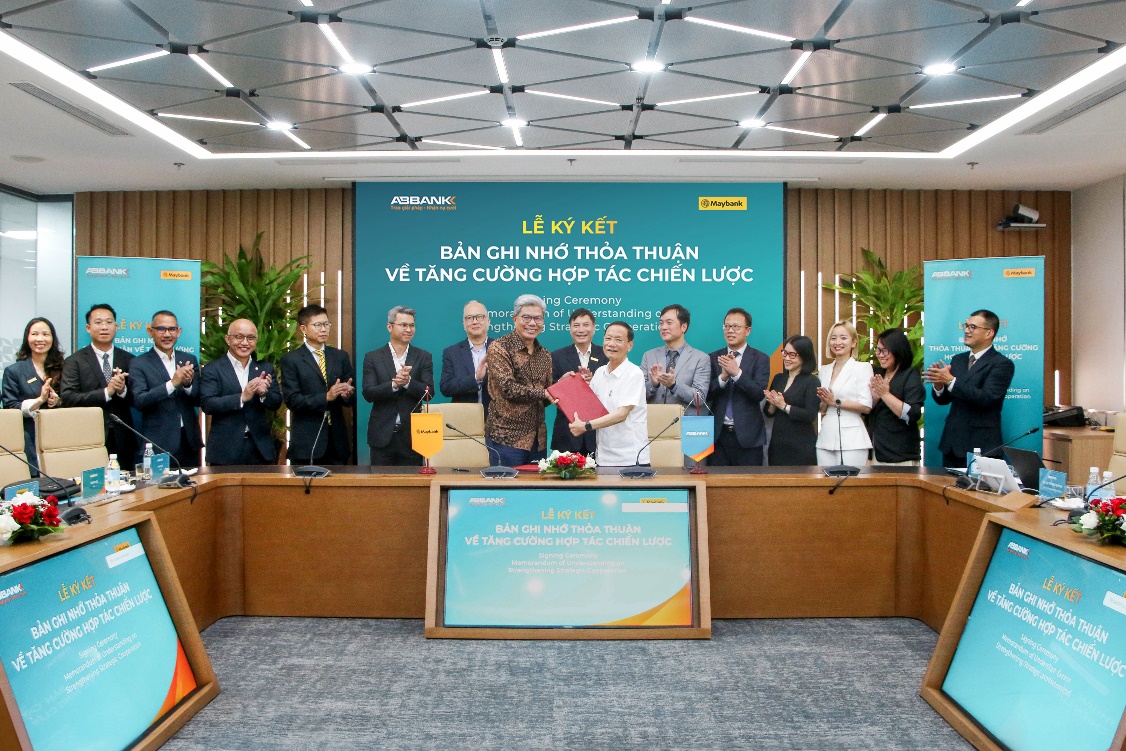 ABBANK và MayBank tăng cường quan hệ hợp tác chiến lược - Ảnh 1.