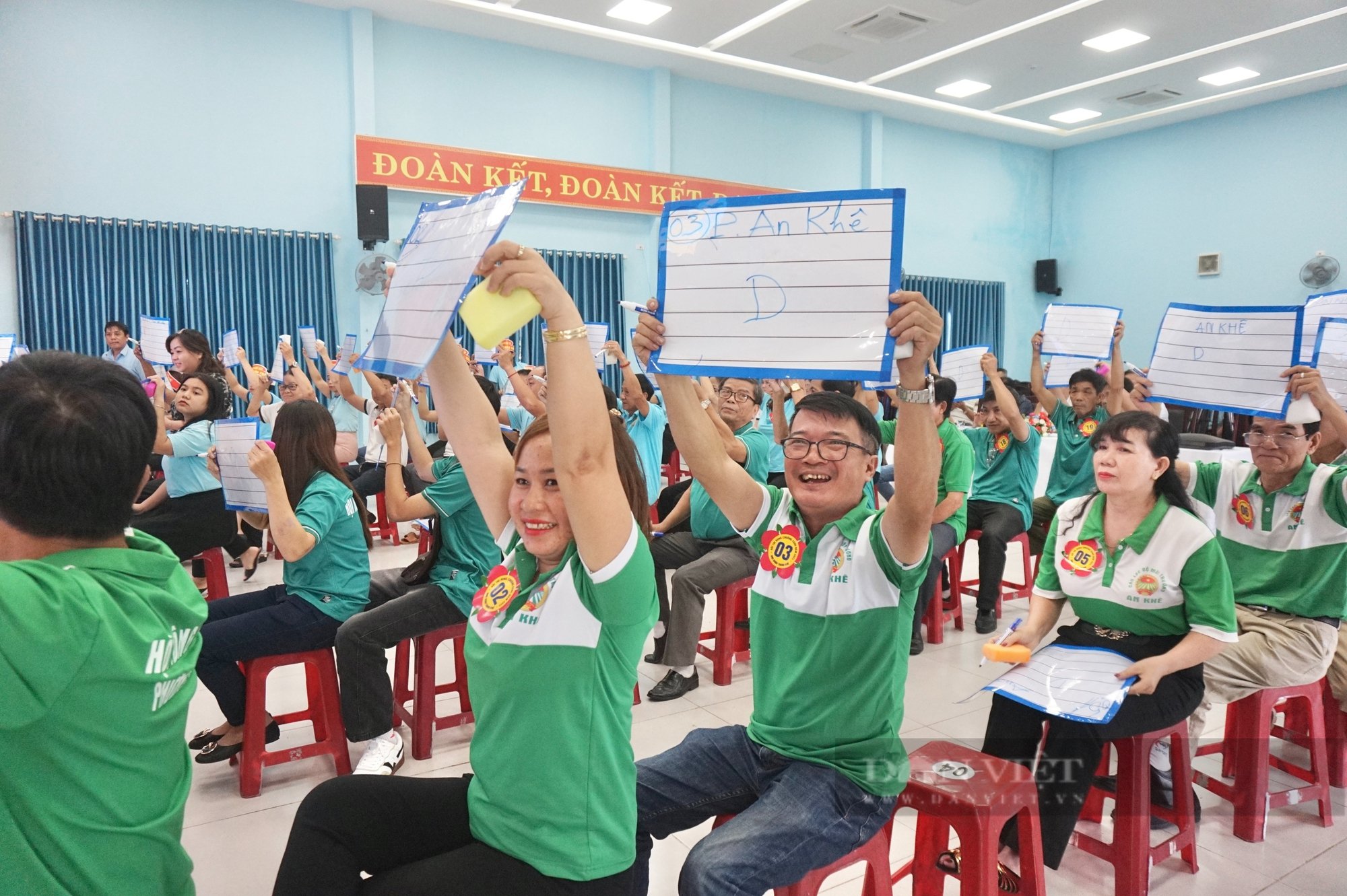 Đà Nẵng: Sôi nổi Hội thi Rung chuông vàng “Nông dân Thanh Khê với chính sách bảo hiểm xã hội tự nguyện” - Ảnh 6.