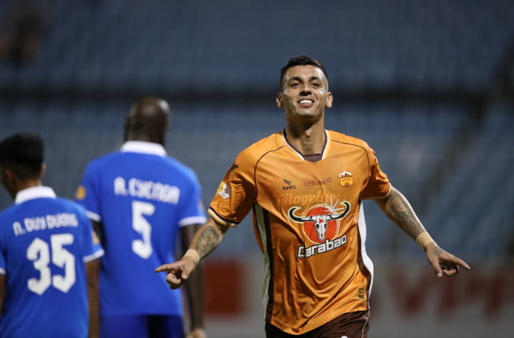 Vì sao HAGL của bầu Đức không thể vô địch V.League 2024/2025? - Ảnh 2.