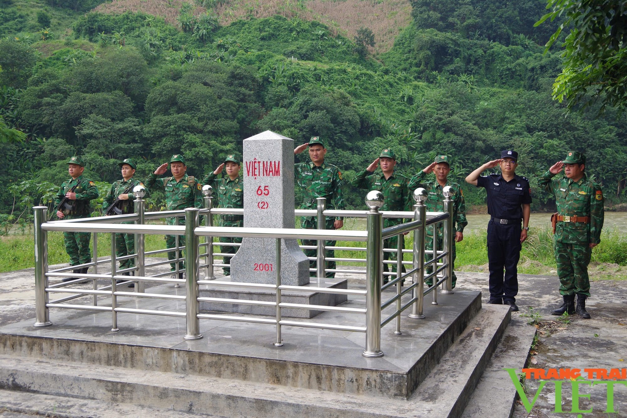 Bộ Tư lệnh Bộ đội biên phòng kiểm tra công tác biên phòng tỉnh Lai Châu - Ảnh 8.