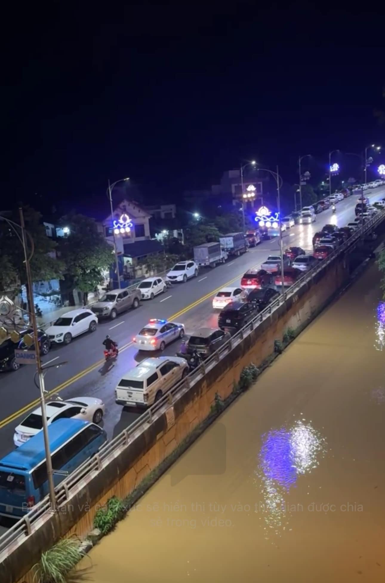 Nước lũ đổ về cuồn cuộn, nhiều nơi ở Thái Nguyên chìm trong biển nước- Ảnh 5.