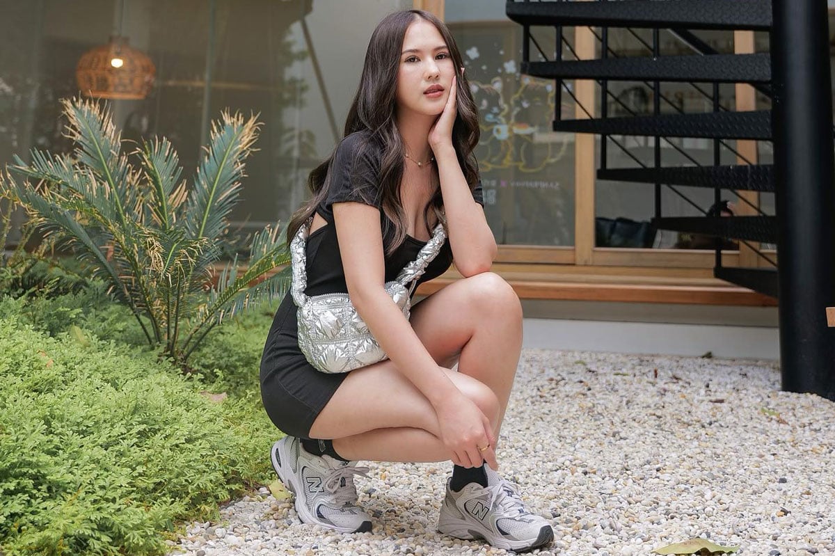 Mê mẩn trước nhan sắc nàng WAG xinh đẹp bậc nhất ĐT Thái Lan - Ảnh 6.