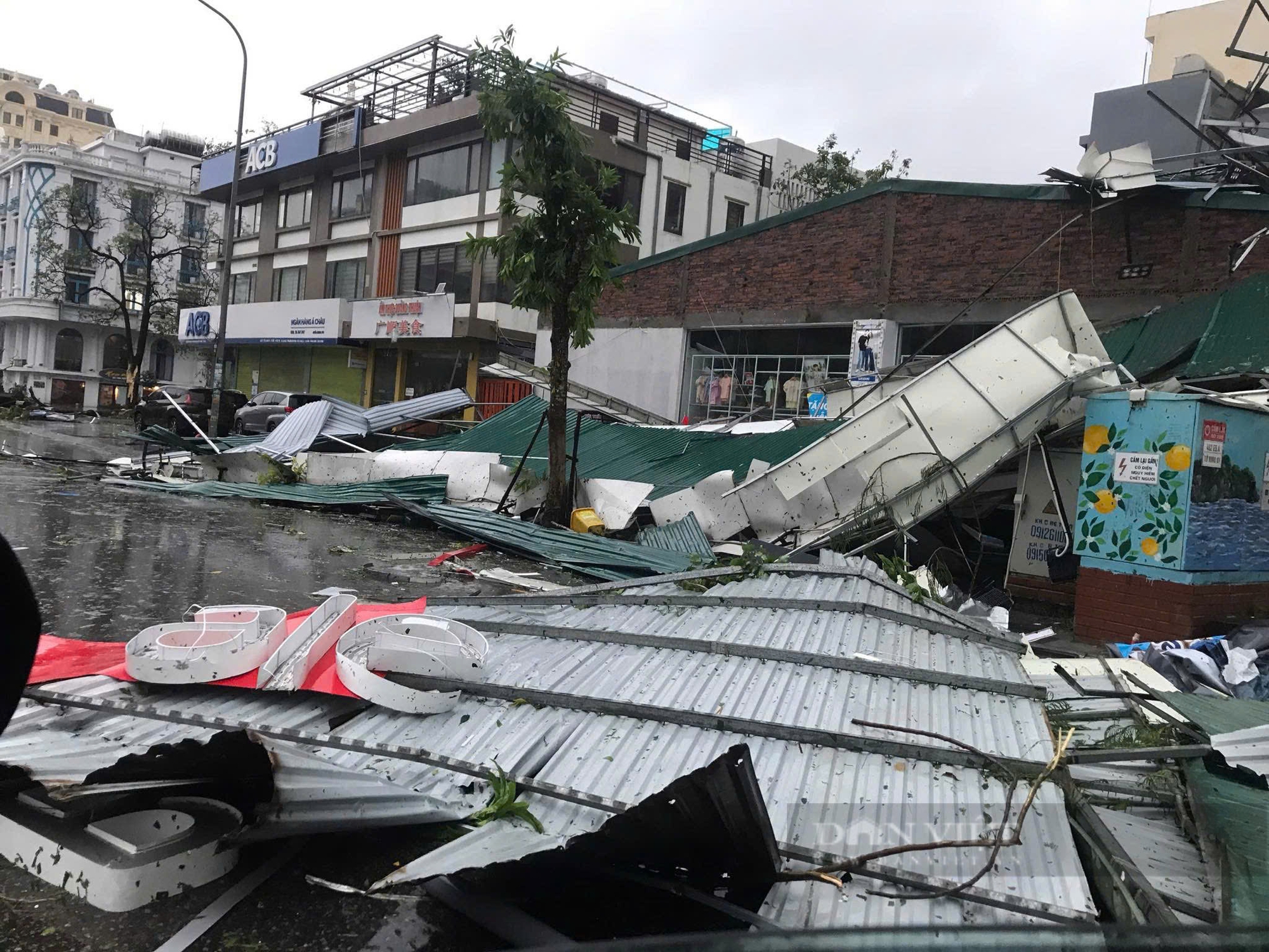 Ngân hàng Nhà nước chỉ đạo triển khai các giải pháp hỗ trợ khách hàng khắc phục hậu quả bão Yagi - Ảnh 1.
