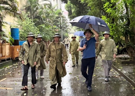 Ngân hàng Nhà nước chỉ đạo hỗ trợ khách hàng bị bão số 3 ảnh hưởng   - Ảnh 1.