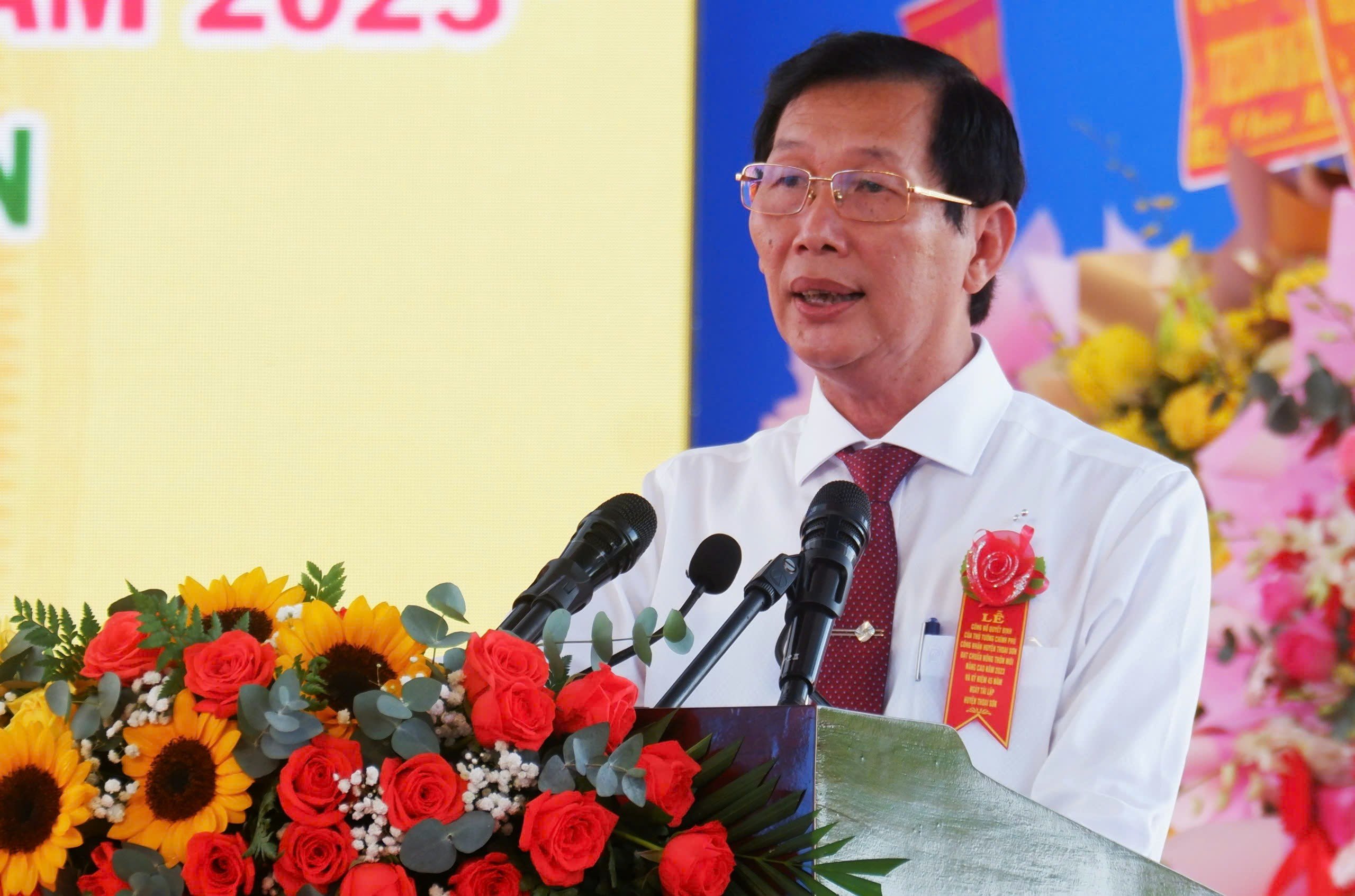 An Giang: Huyện Thoại Sơn đạt chuẩn nông thôn mới nâng cao - Ảnh 2.