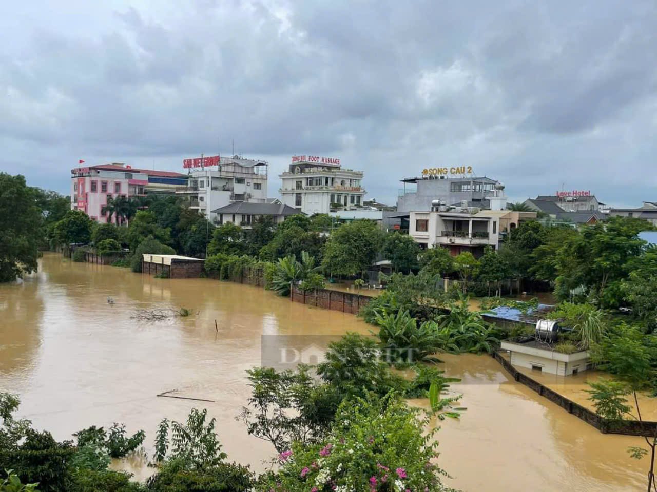 TRỰC TIẾP: Lũ lụt kinh hoàng tại các tỉnh miền núi phía Bắc, dự báo lượng mưa cực lớn - Ảnh 5.