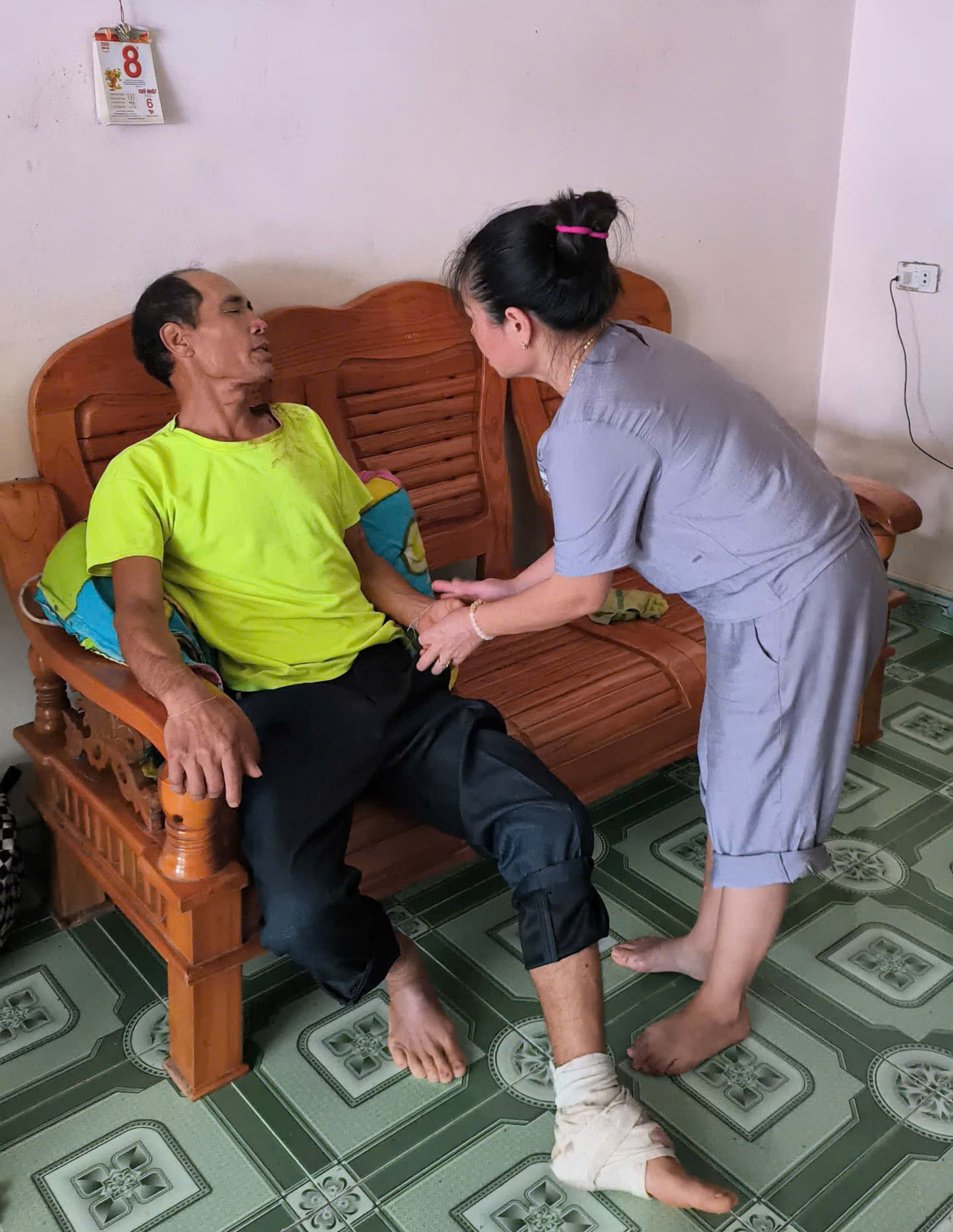 Tiếng nổ chát chúa trong đêm và nỗi đau tột cùng sau vụ sạt lở đất ở Hòa Bình - Ảnh 2.