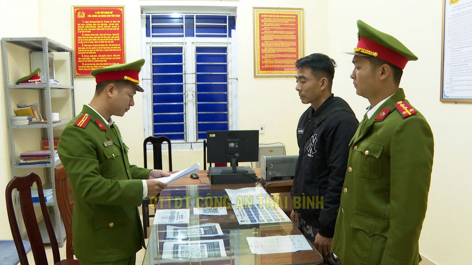 Giám đốc công ty chuyên trình diễn pháo hoa ở Thái Bình bị khởi tố- Ảnh 1.