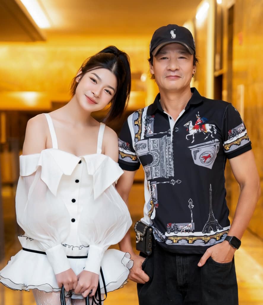 Những người con của nghệ sĩ Việt bất ngờ nổi tiếng - Ảnh 4.
