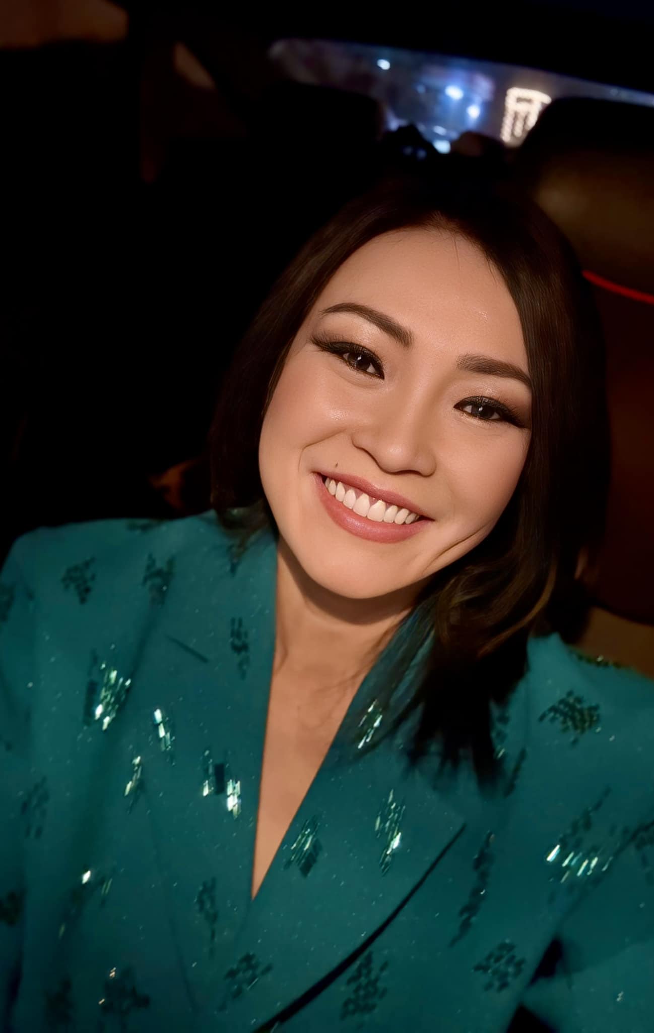 Nghệ sĩ Ưu tú Chí Trung đón ngày đầu năm 2025 tại một "nơi xa", Thu Trang tất bật trên phim trường.. - Ảnh 3.