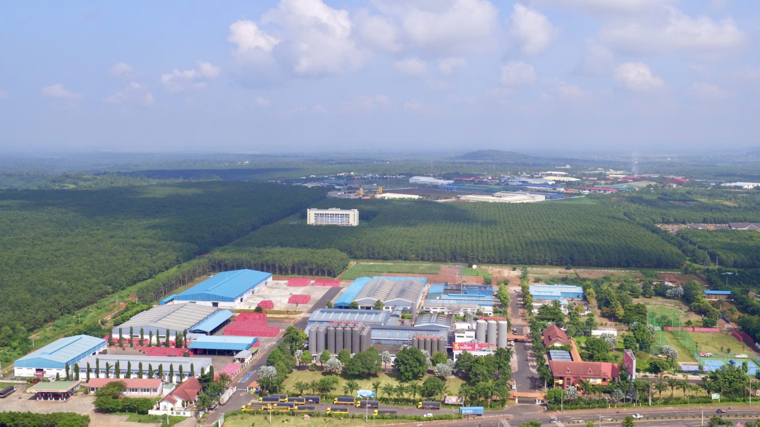 Du xuân thủ phủ Tây Nguyên có thức uống gì đặc trưng mới để thưởng thức? - Ảnh 2.
