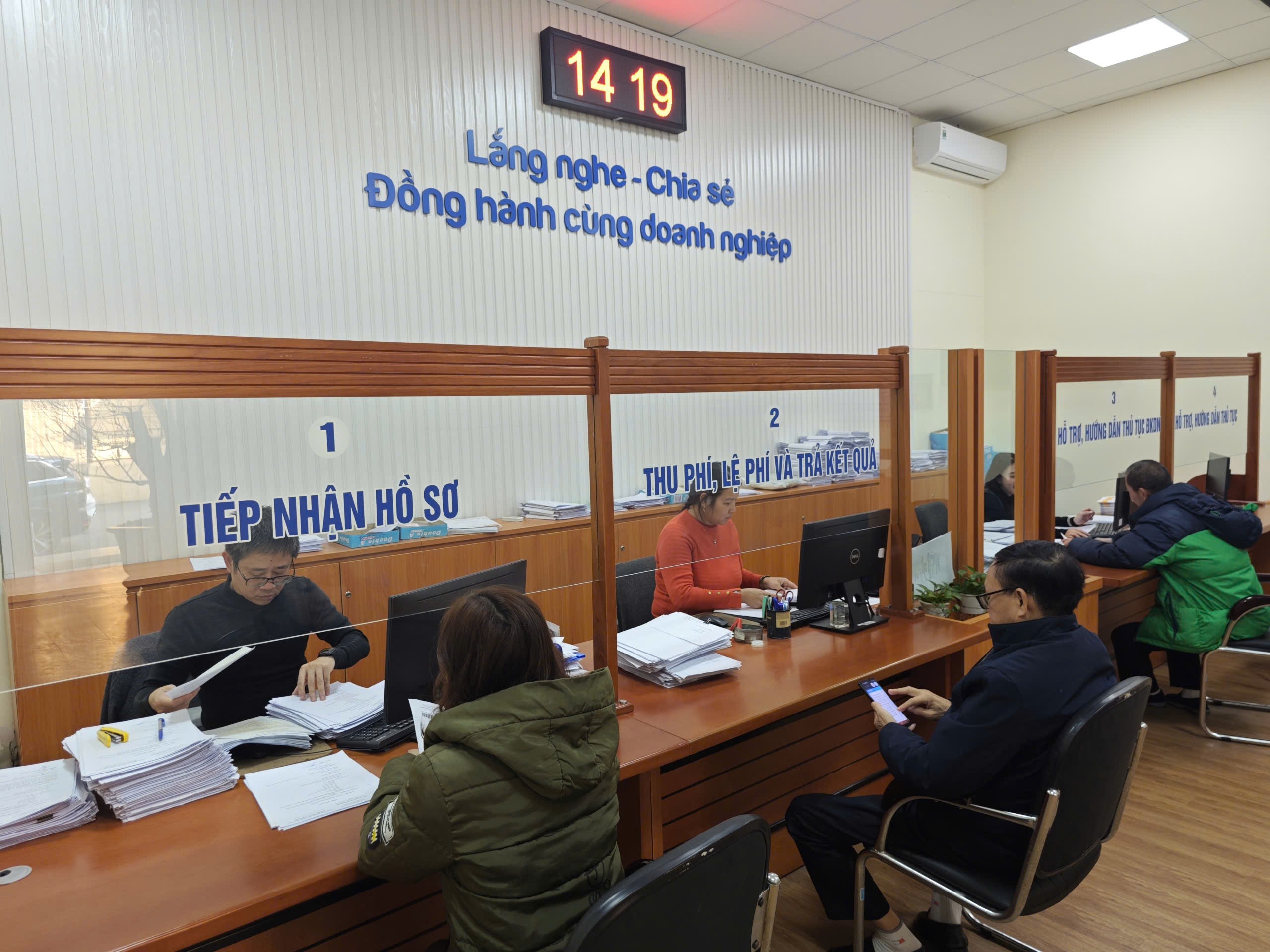 Cục Thuế Hải Phòng không yêu cầu doanh nghiệp sửa thông tin trên GCN đăng ký doanh nghiệp khi thực hiện thủ tục về thuế- Ảnh 1.