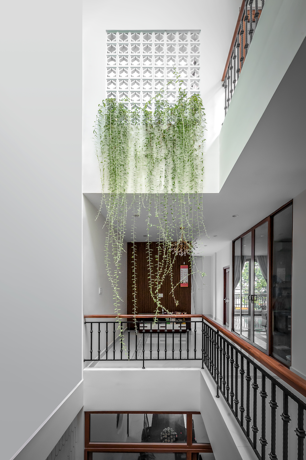Nhà 598 m2 tại Sóc Trăng, ấn tượng với thiết kế hài hòa giữa nét hiện đại và truyền thống Á Đông - Ảnh 8.