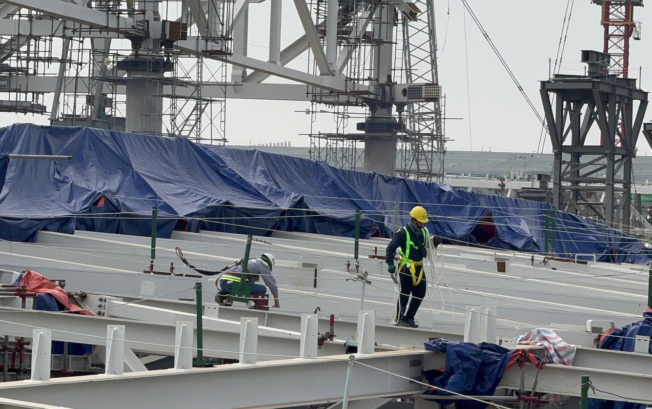 Đón Tết tại công trường giao thông trọng điểm: Nghẹn ngào lời hứa với con gái 7 tuổi- Ảnh 3.