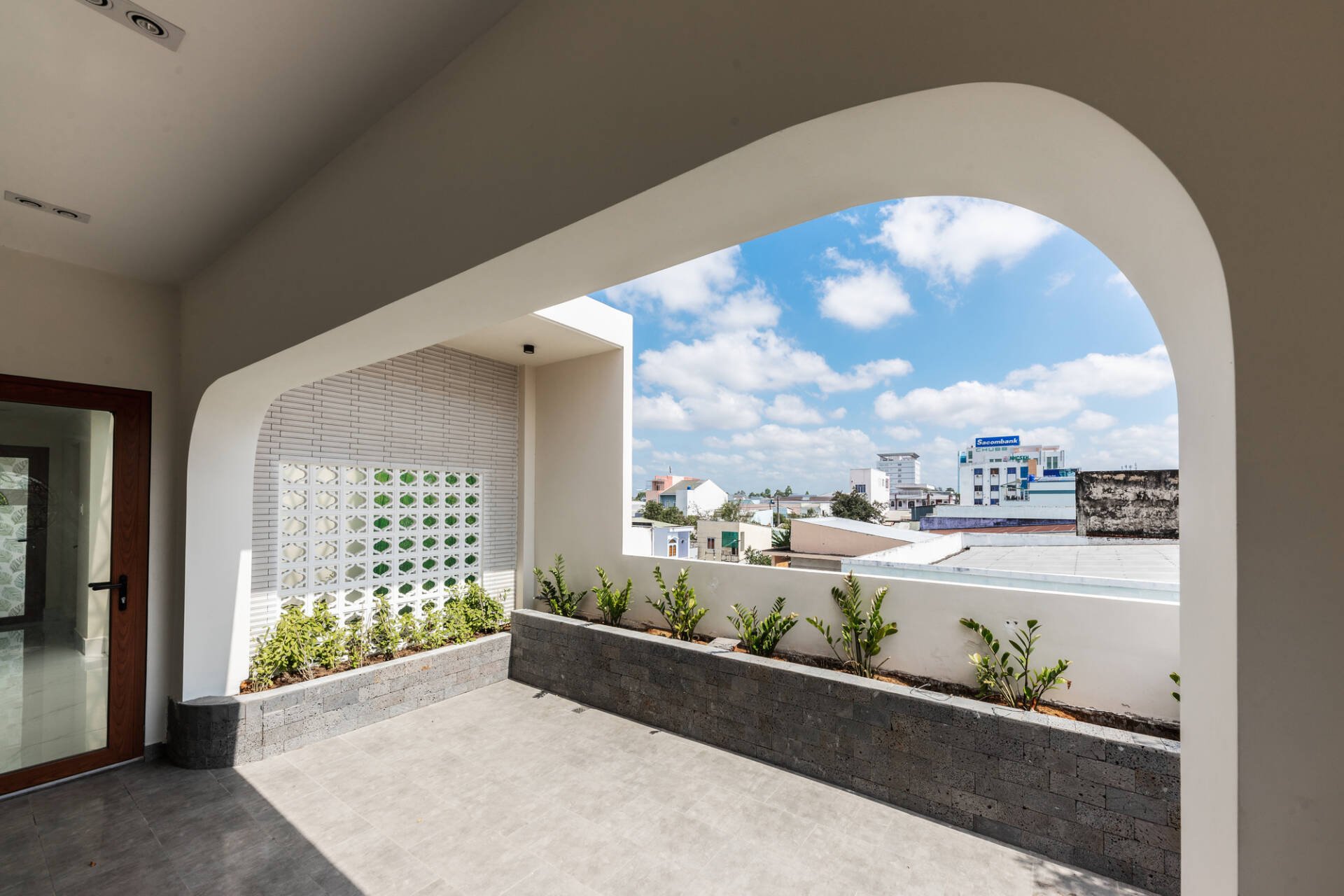 Nhà 598 m2 tại Sóc Trăng, ấn tượng với thiết kế hài hòa giữa nét hiện đại và truyền thống Á Đông - Ảnh 25.
