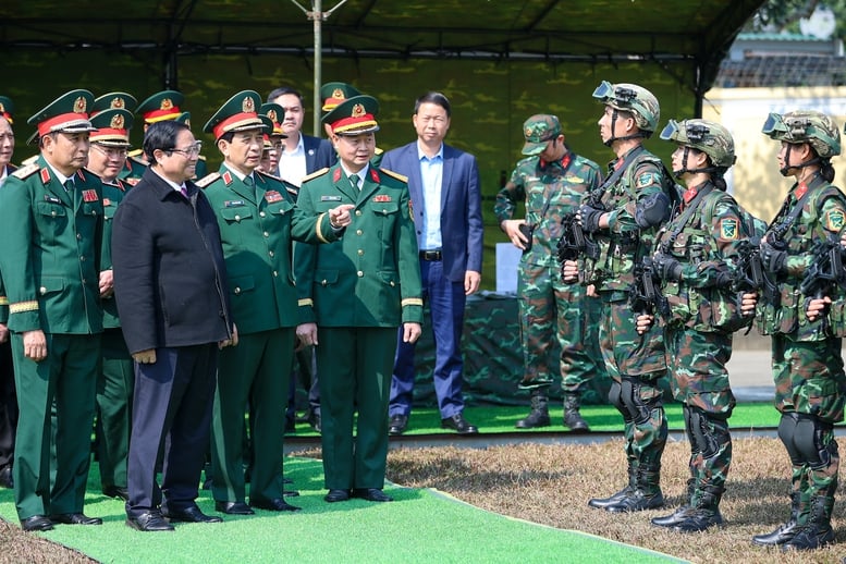Thủ tướng: Lữ đoàn Trinh sát đặc nhiệm luôn là lực lượng chiến đấu tinh nhuệ, kiên trung của Tình báo Quốc phòng - Ảnh 1.
