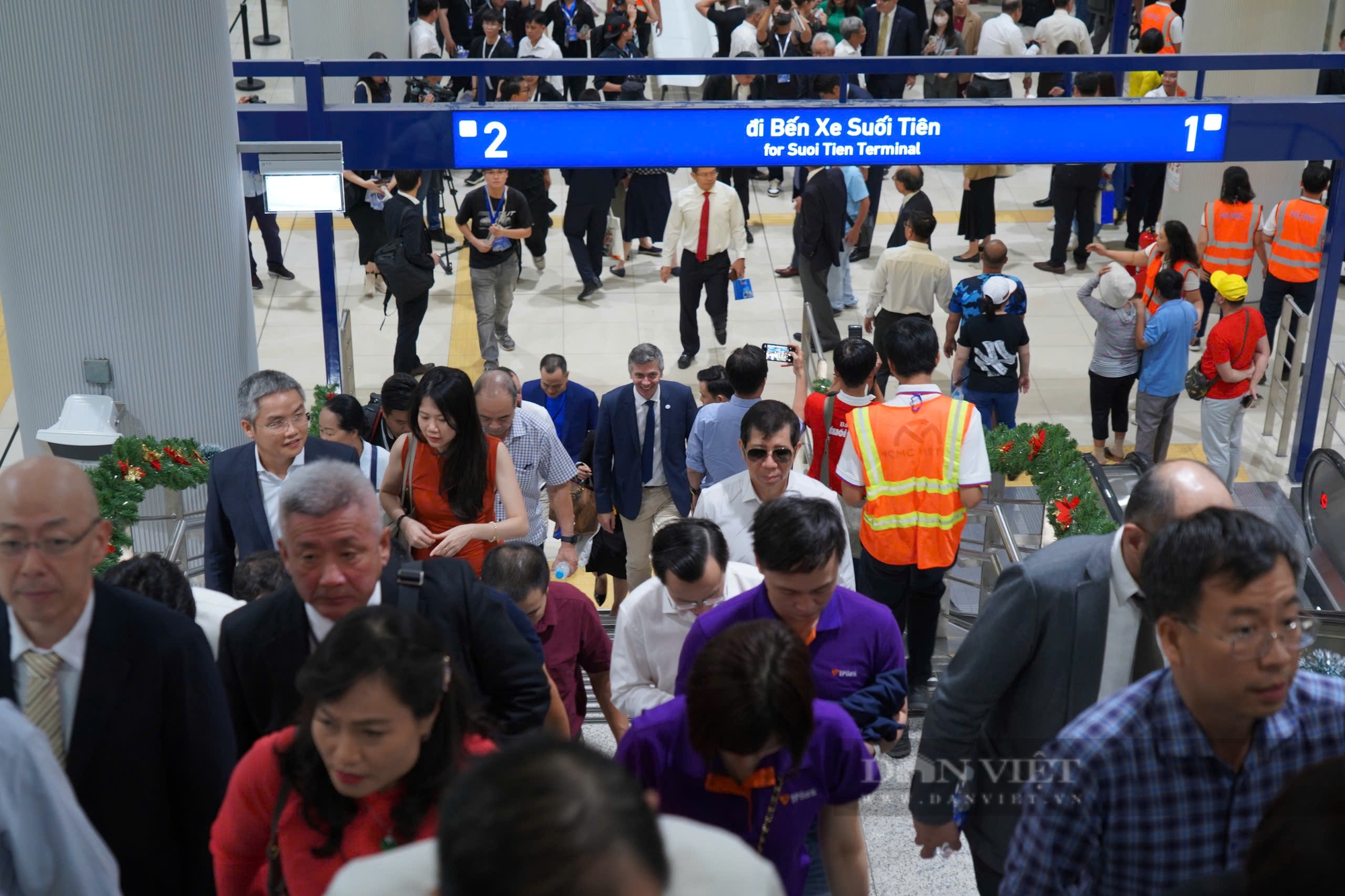Sau "cơn sốt" Metro số 1 , TP.HCM nóng lòng phủ sóng mạng lưới đường sắt đô thị- Ảnh 4.