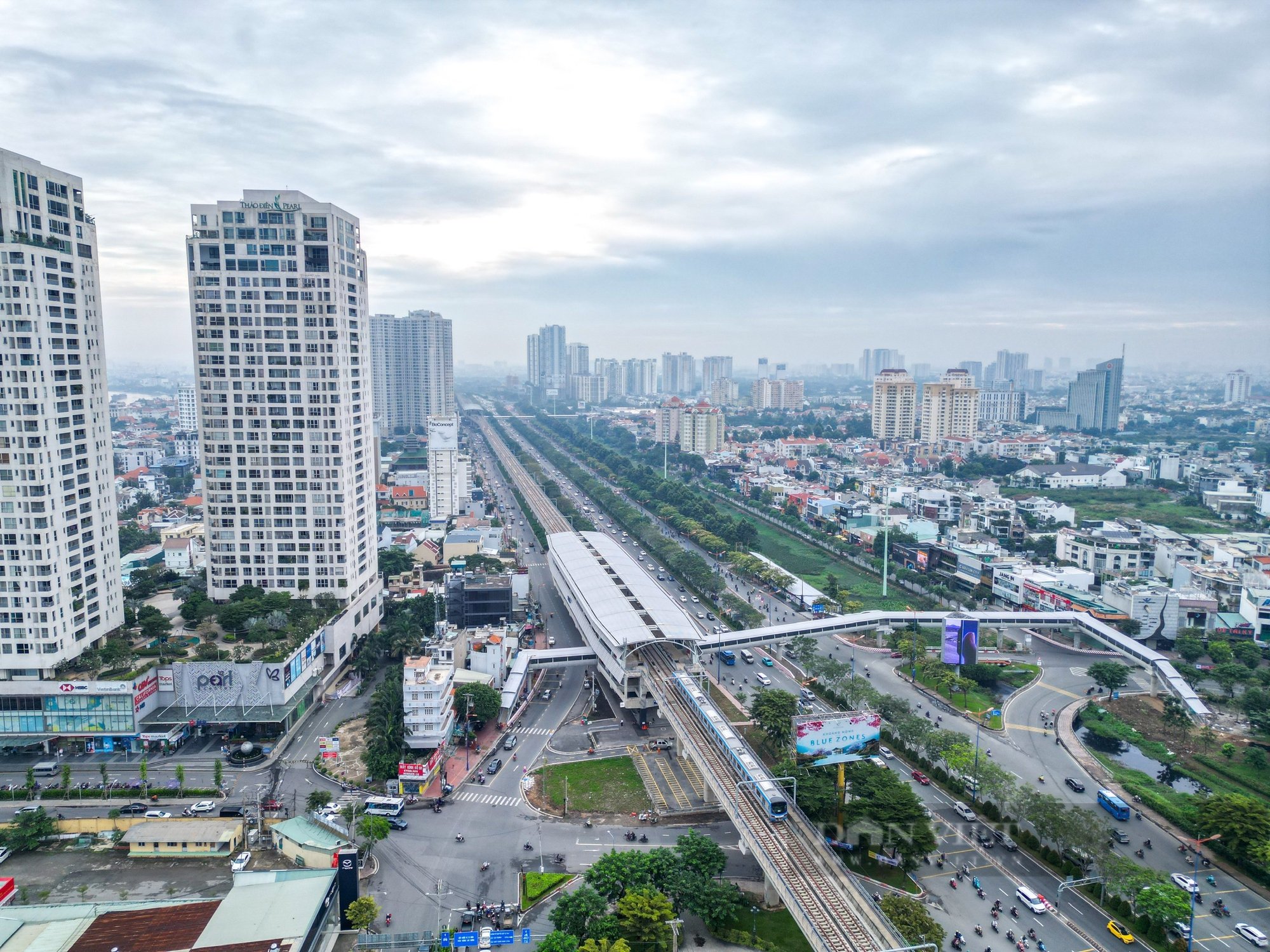 Sau "cơn sốt" Metro số 1 , TP.HCM nóng lòng phủ sóng mạng lưới đường sắt đô thị- Ảnh 1.