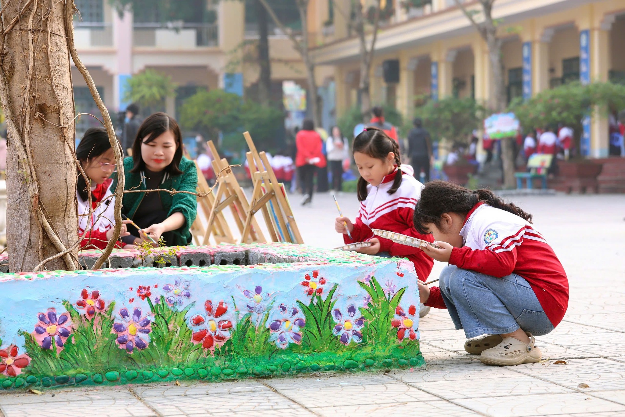 Học sinh Lào Cai trải nghiệm 'tiết học xanh'- Ảnh 2.