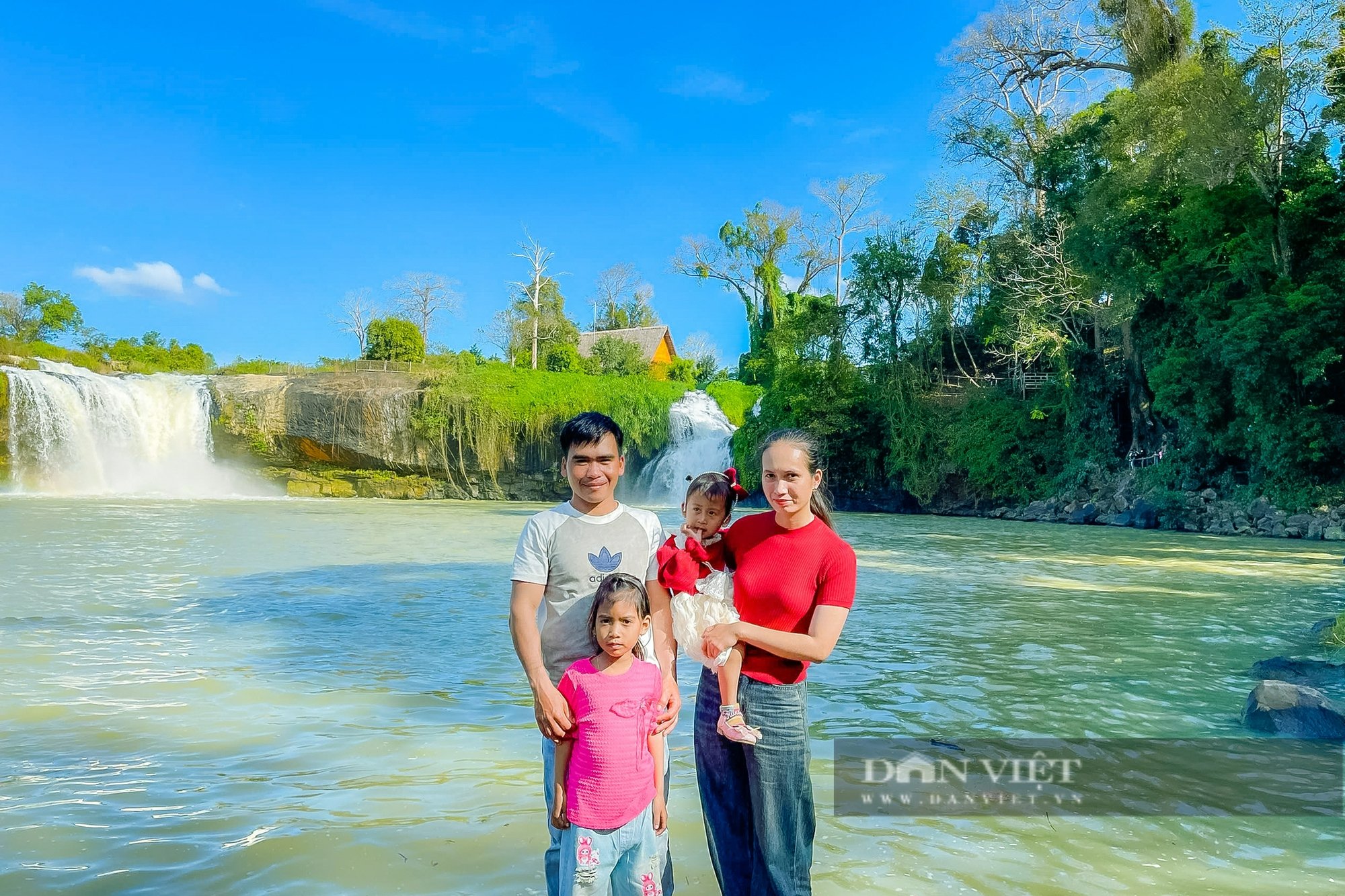 Ngọn thác hùng vĩ bậc nhất Tây Nguyên có gì mà nghìn người đổ về vui chơi dịp Tết?- Ảnh 9.