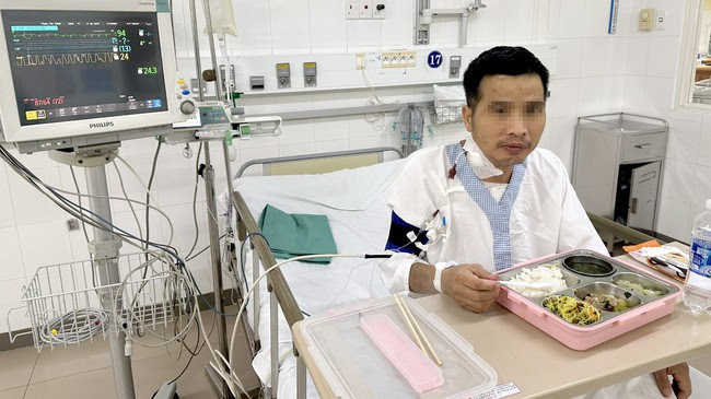 Bệnh viện Trung ương Huế chinh phục đỉnh cao ghép tạng- Ảnh 3. Bệnh viện Trung ương Huế chinh phục đỉnh cao ghép tạng- Ảnh 3.