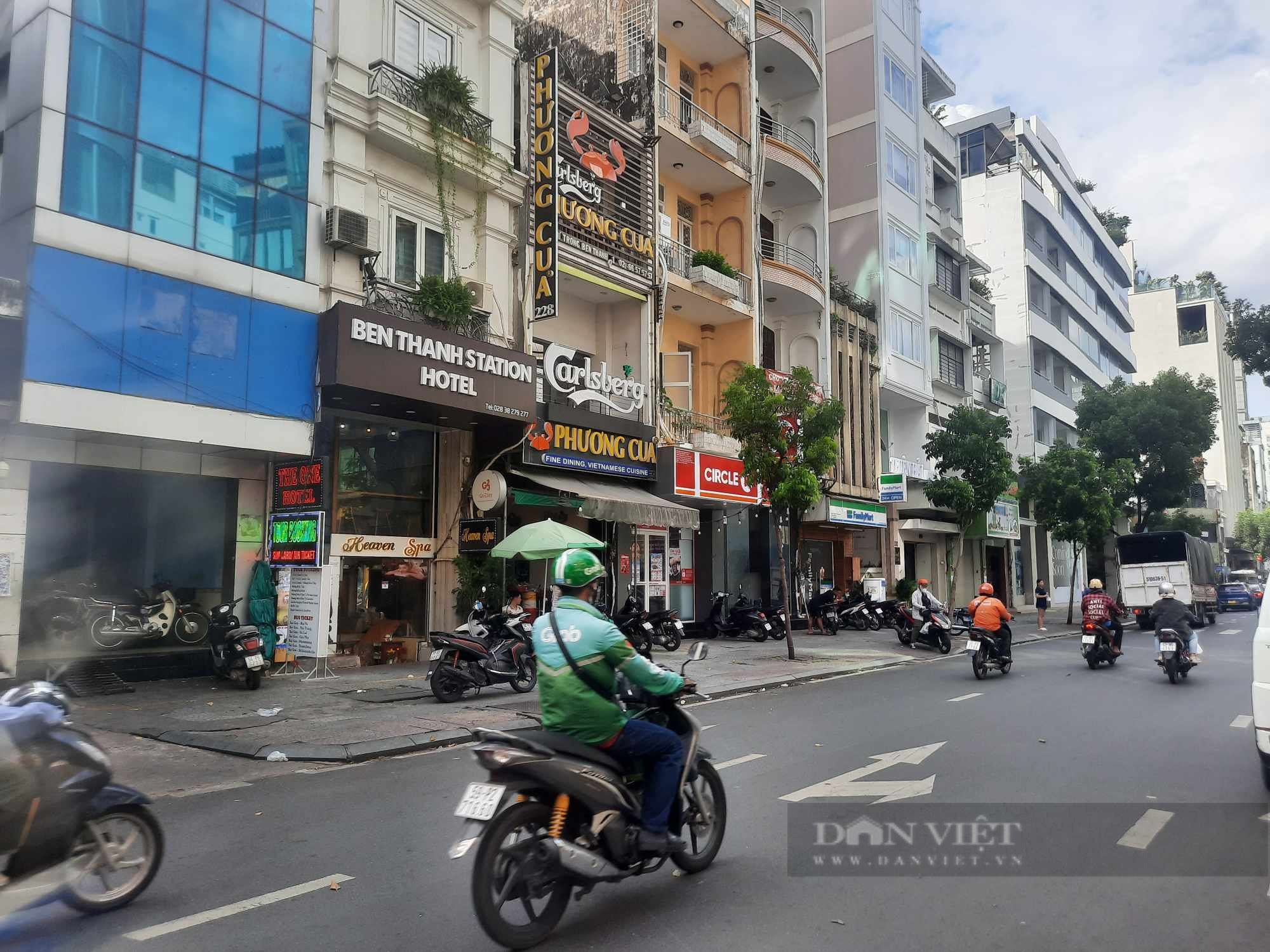 Giá nhà đất tăng đến bao giờ? Bài 1: Giá nhà đất, căn hộ cao "đỉnh nóc" chưa từng thấy! - Ảnh 2.